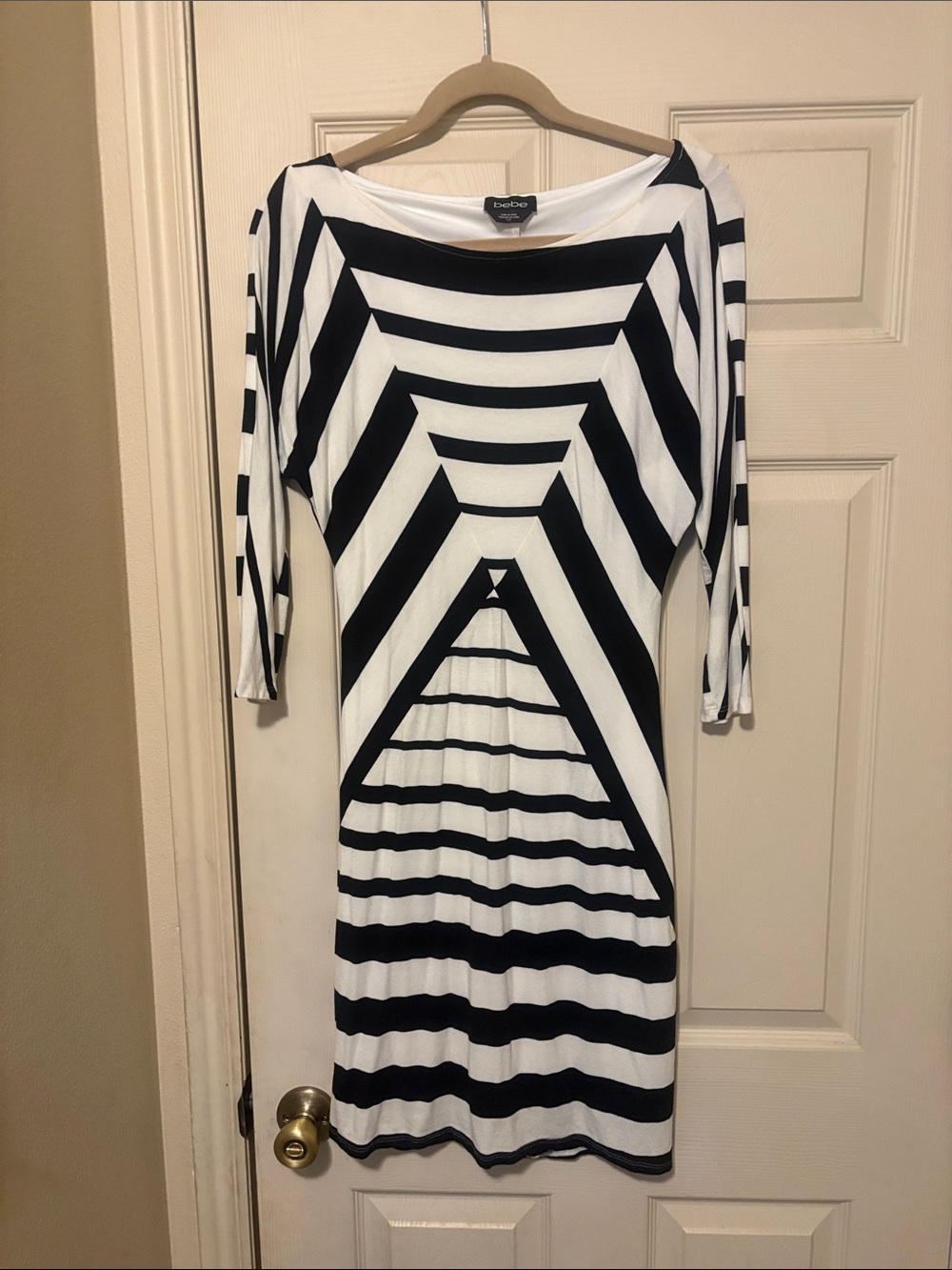 Bebe Boohoo Black & White Geometric Stripe Midi Dress